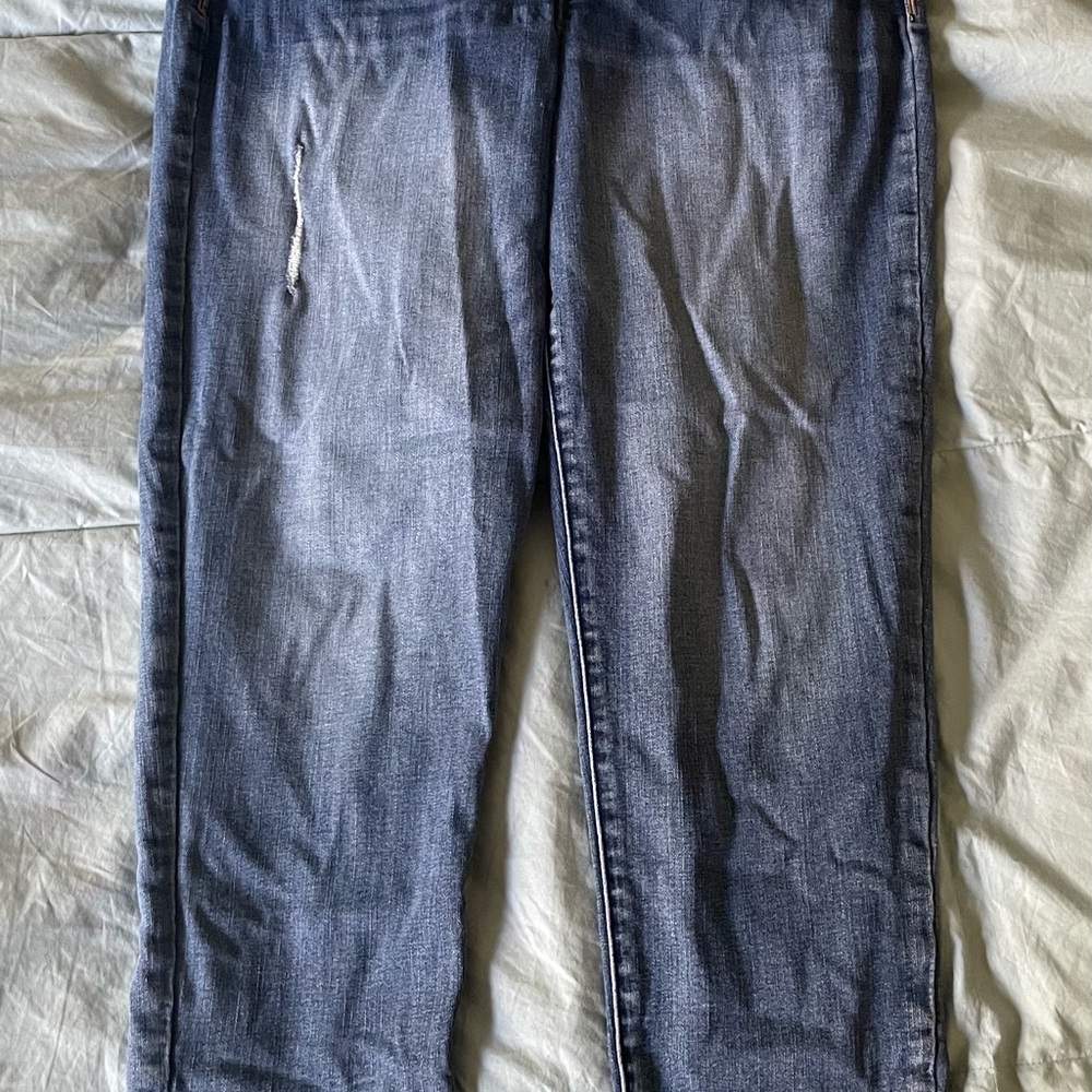 Capri Skinny Jean